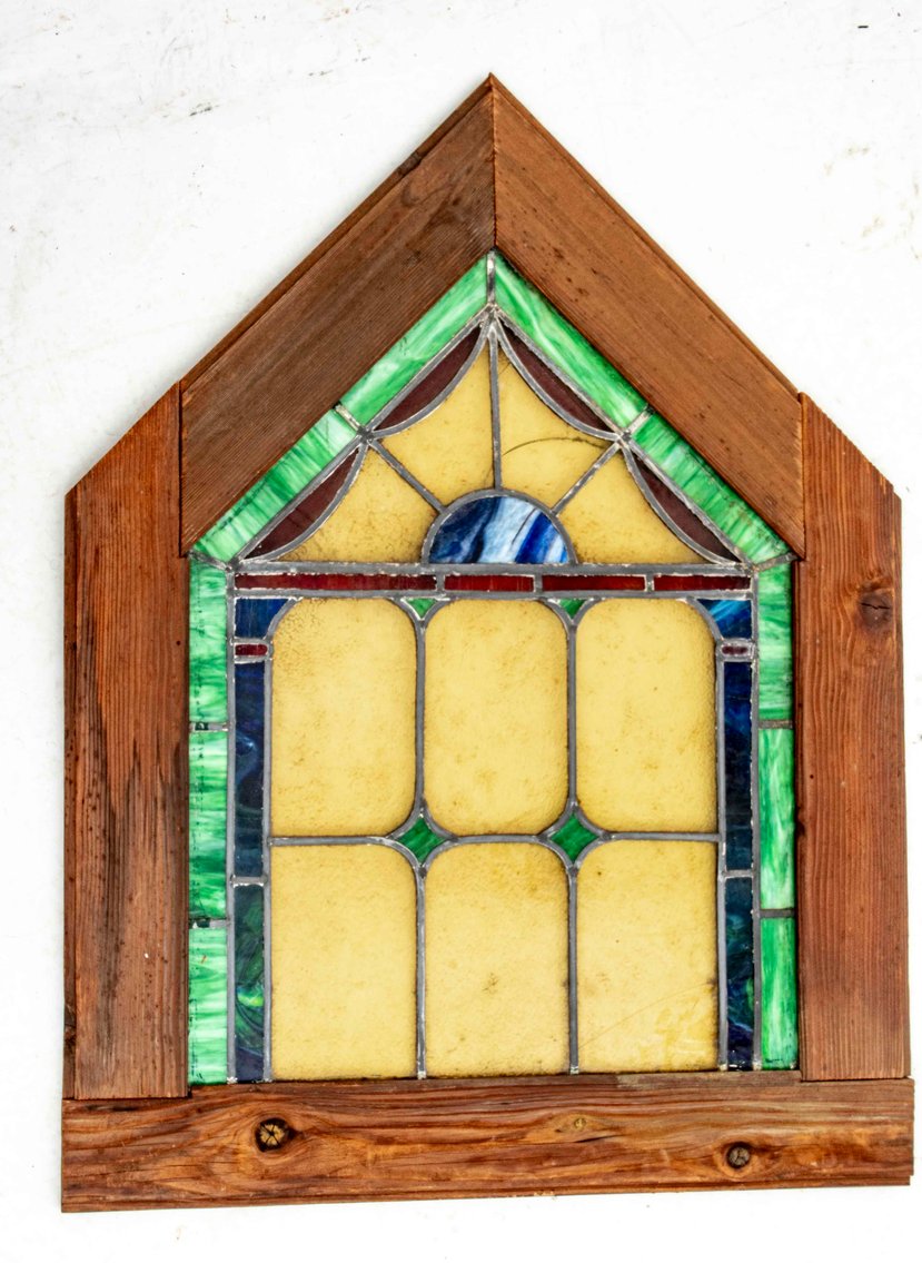 Image for Red Gallery Auction - Wonderful Variety!