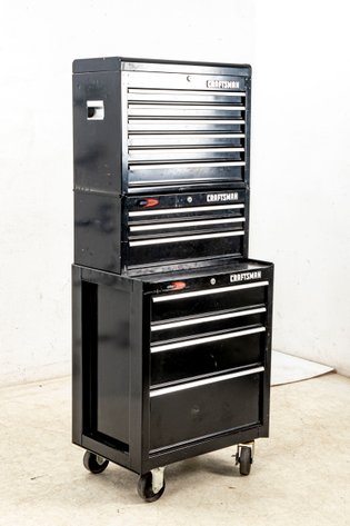 Image for Yellow Gallery Tool Auction