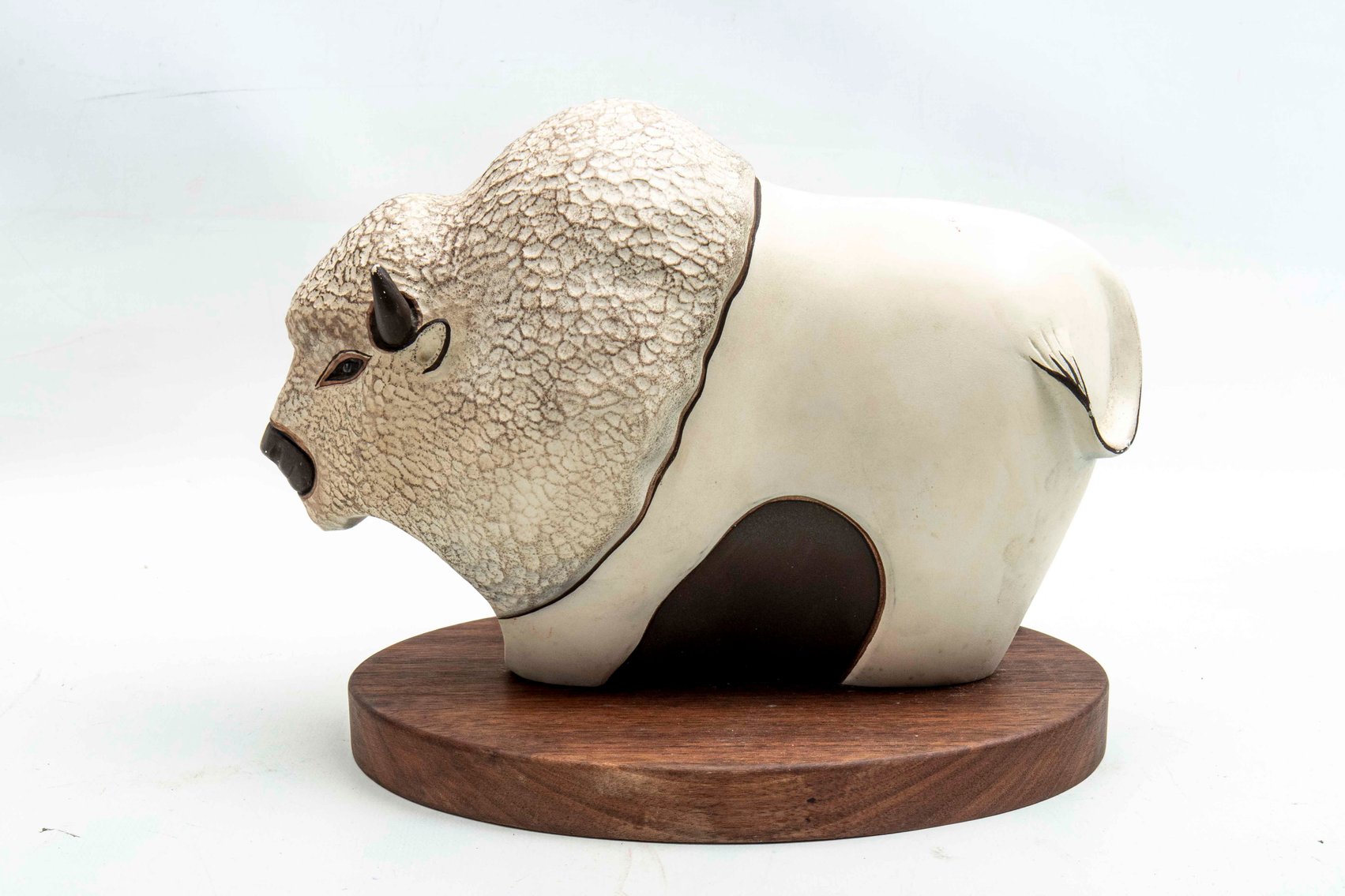 Image for Yellow Gallery - Furniture, Tools, Porcelains, More Spring Estate