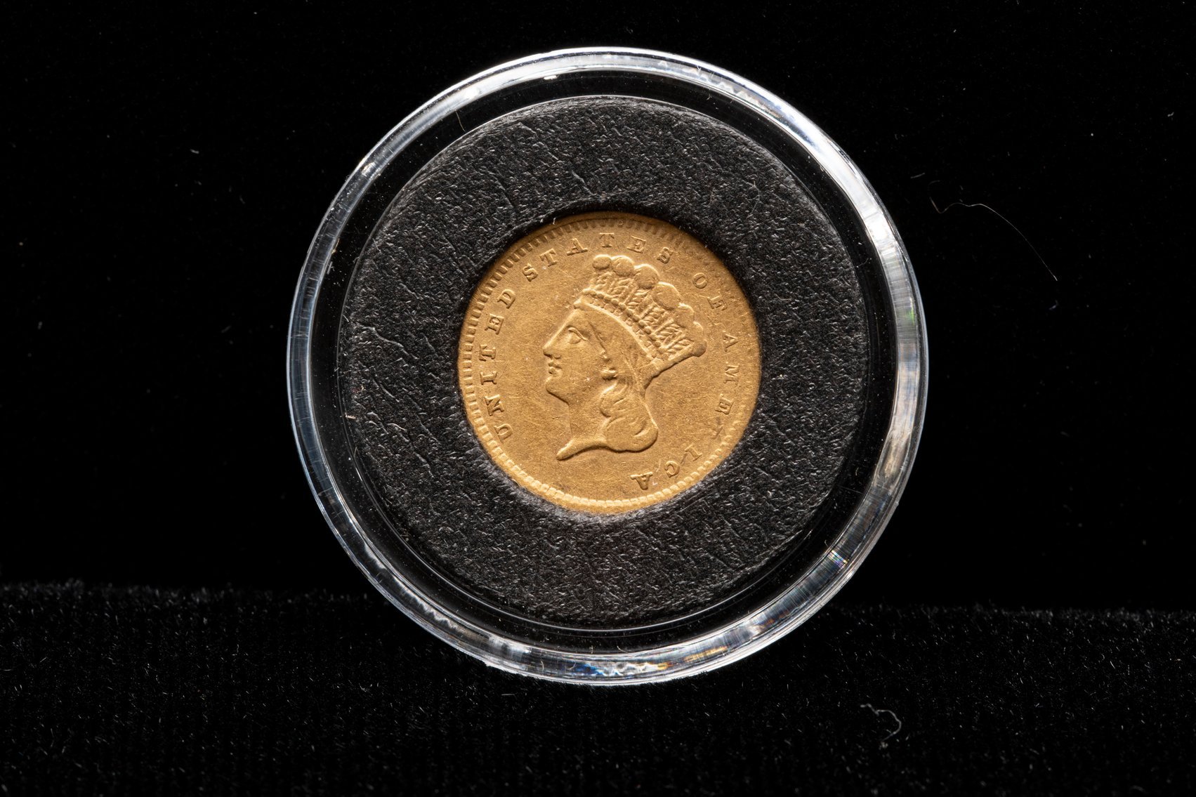 Image for Yellow Gallery - Firearms, Gold & Silver Coins, Fishing Lures, Lighting, Model Trains