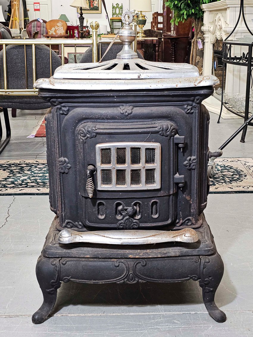 Image for Hillbilly Hut Antiques Business Downsizing Auction