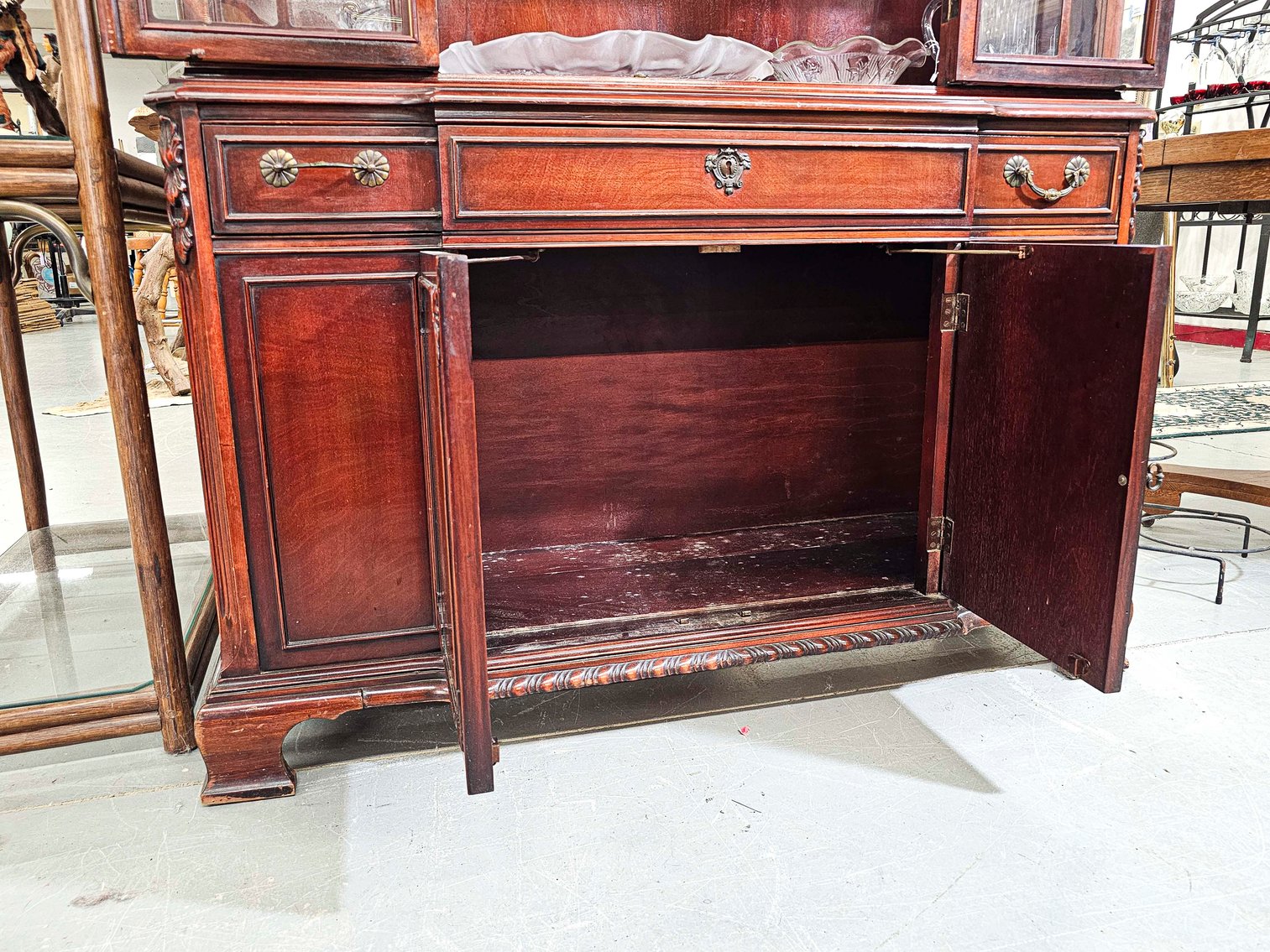 Image for Hillbilly Hut Antiques Business Downsizing Auction