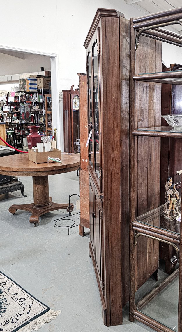 Image for Hillbilly Hut Antiques Business Downsizing Auction