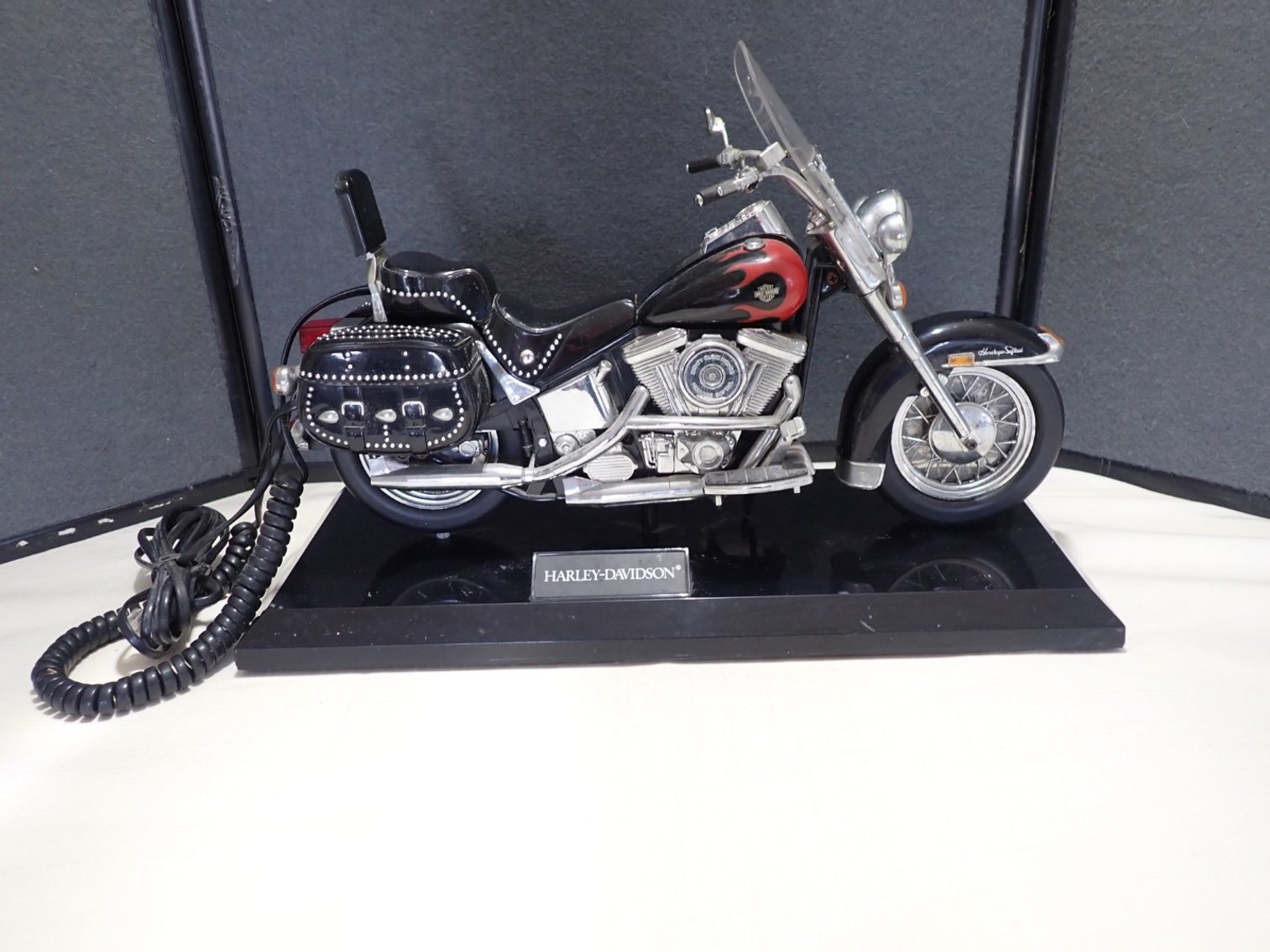 Image for Everett Burns Moving Sale - Hamilton