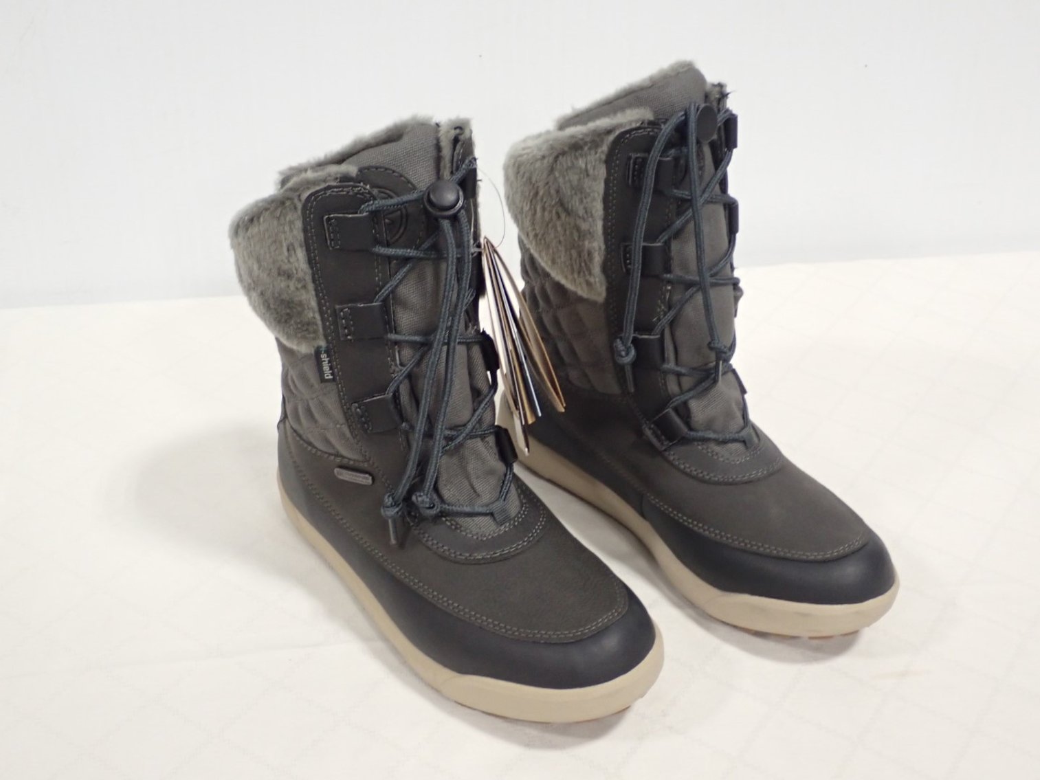 Image for Quality Winter Footwear Auction - Guelph