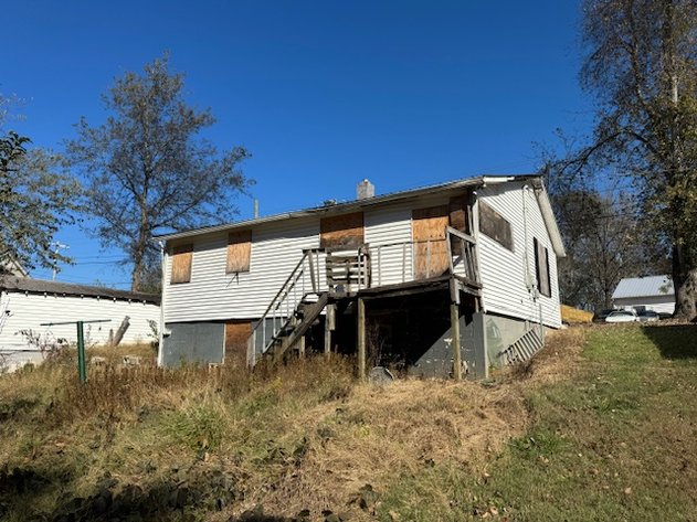 Image for 172 Columbia Ave - House & Lot - Selling Per Court Order