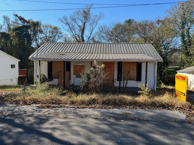 Image for 172 Columbia Ave - House & Lot - Selling Per Court Order