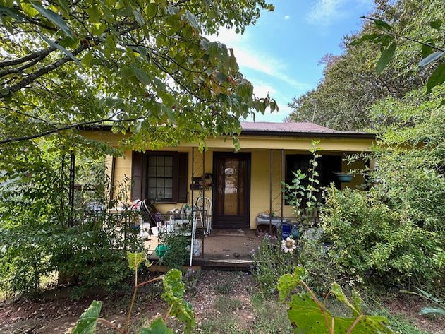 312 N 1st Ave., Mayodan, NC