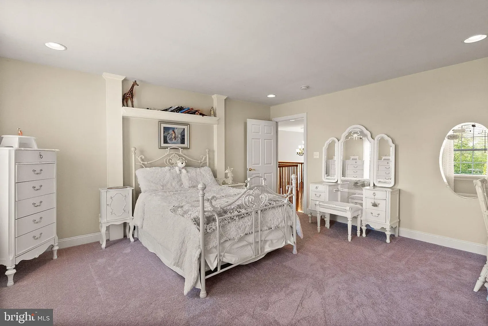 Image for Loudoun $1.45 Mil Mansion Downsizing Online Auction