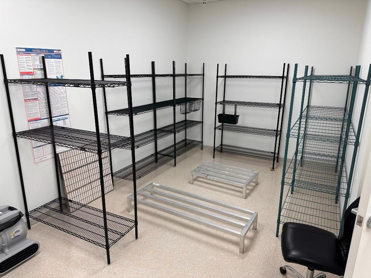 Image for New Bakery & Restaurant Liquidation w/ Drive-Thru - Gretna, Nebr.