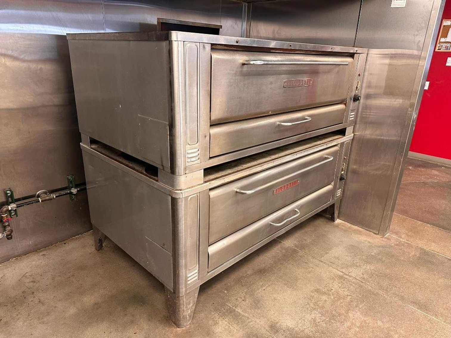Image for Clean Late Model Restaurant Equipment & Furniture