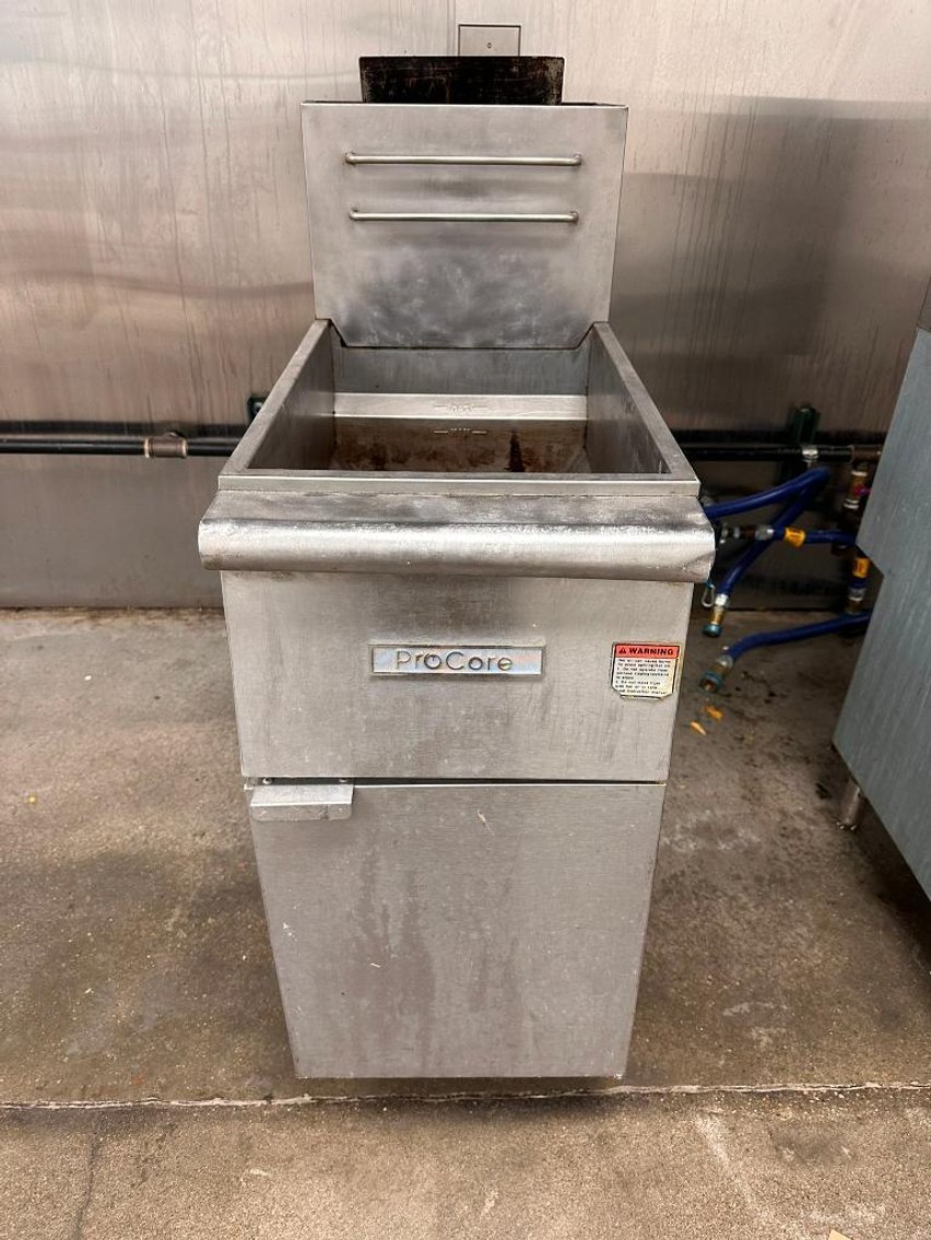 Image for Clean Late Model Restaurant Equipment & Furniture