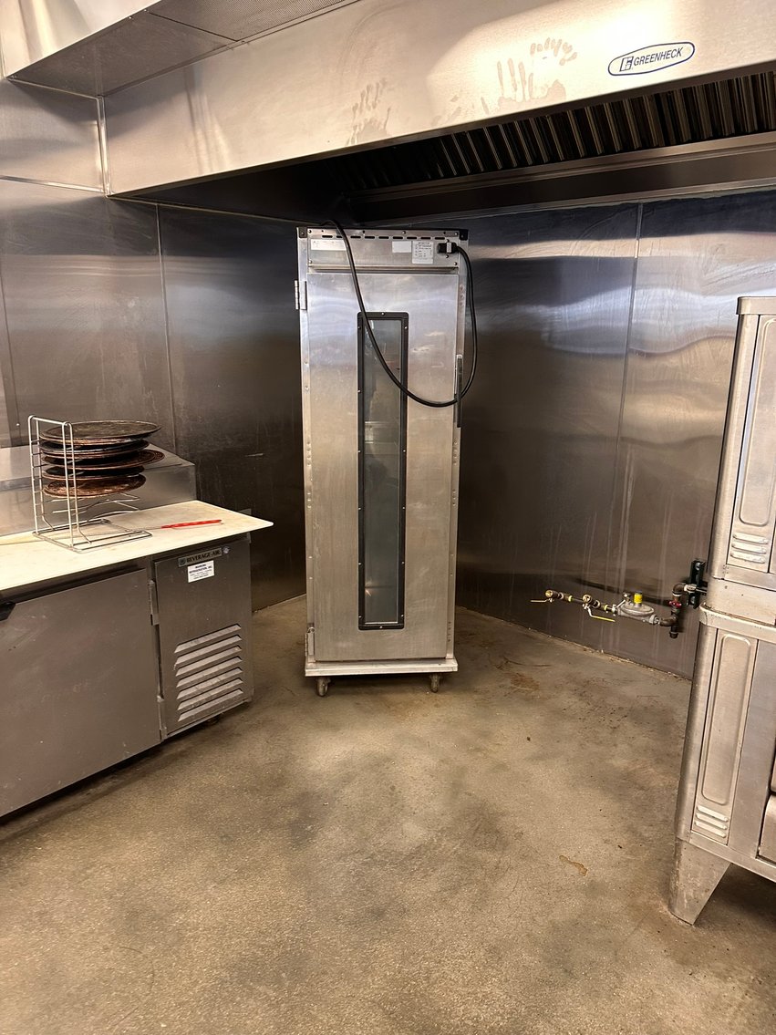 Image for Clean Late Model Restaurant Equipment & Furniture