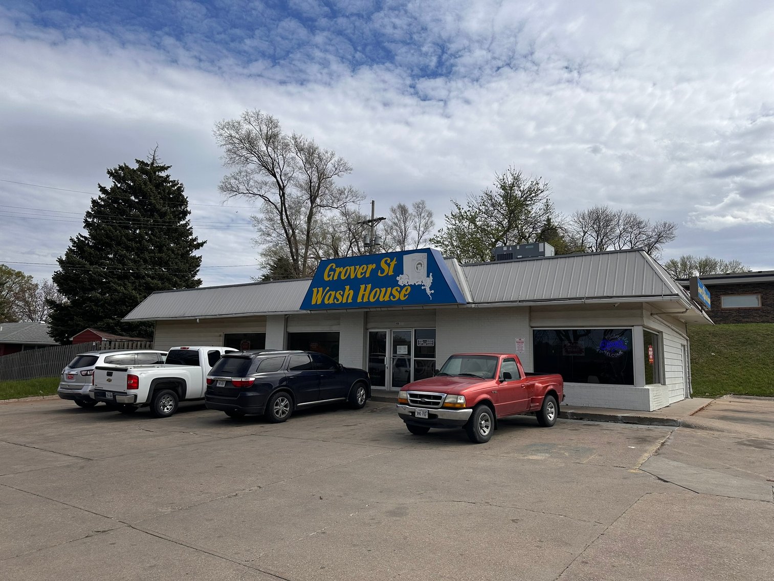 Image for Omaha Coin-Laundry / Laundromat Liquidation One - Grover Street May 12th Online