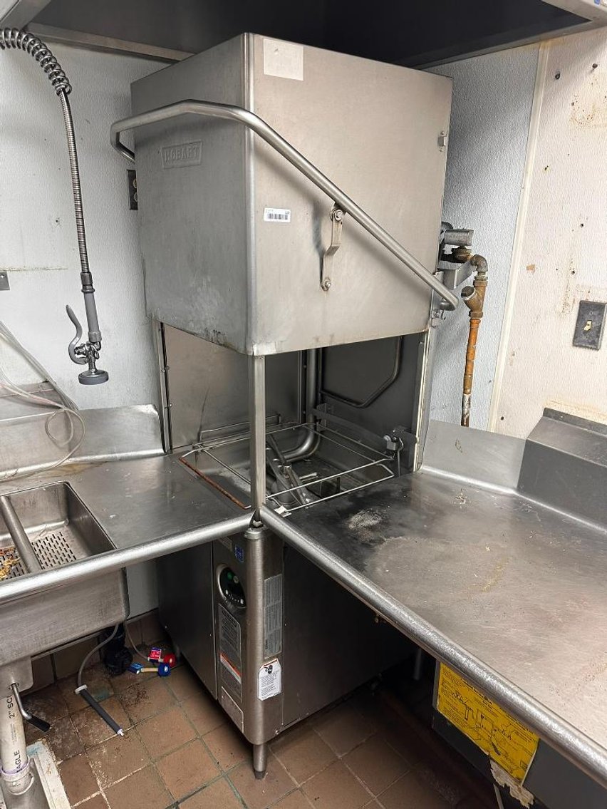 Image for Late Model Restaurant Equipment, Exc. Cond. Omaha