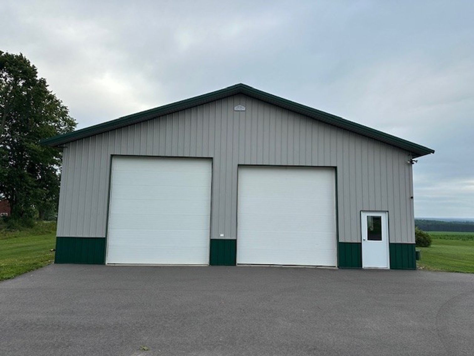 Image for Garry & Barb Schmidt Real Estate Auction