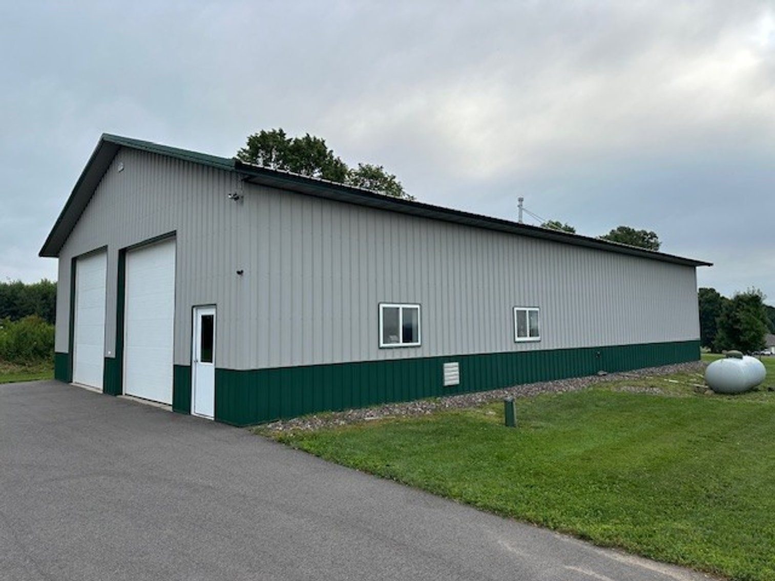 Image for Garry & Barb Schmidt Real Estate Auction