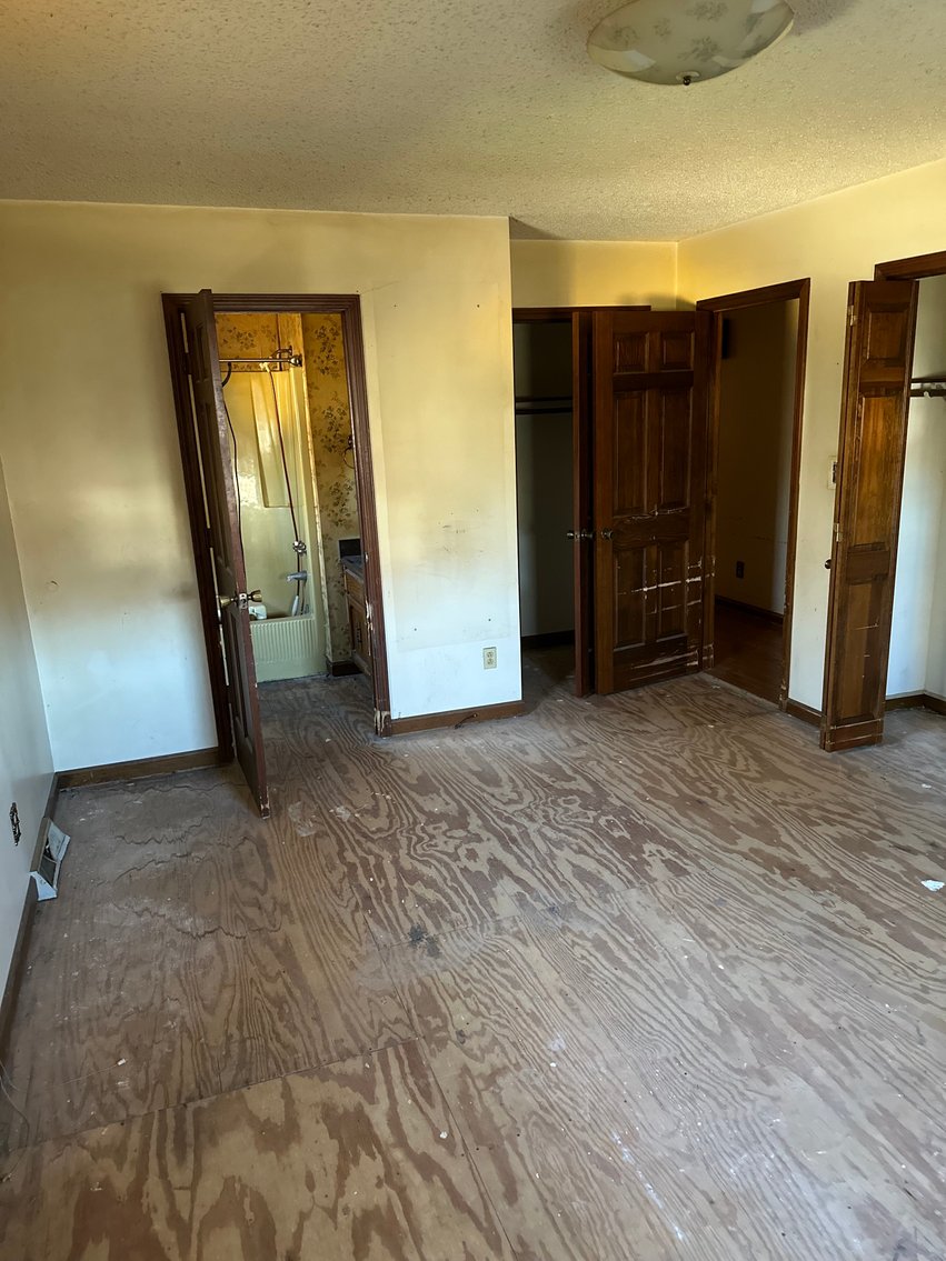 Image for 4925 Old Kentucky Road Absolute Auction, Morristown TN -  5+/- Acres/Plus House