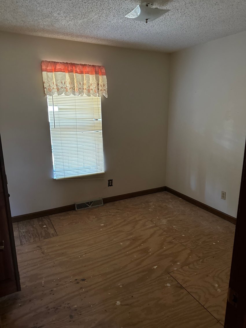 Image for 4925 Old Kentucky Road Absolute Auction, Morristown TN -  5+/- Acres/Plus House