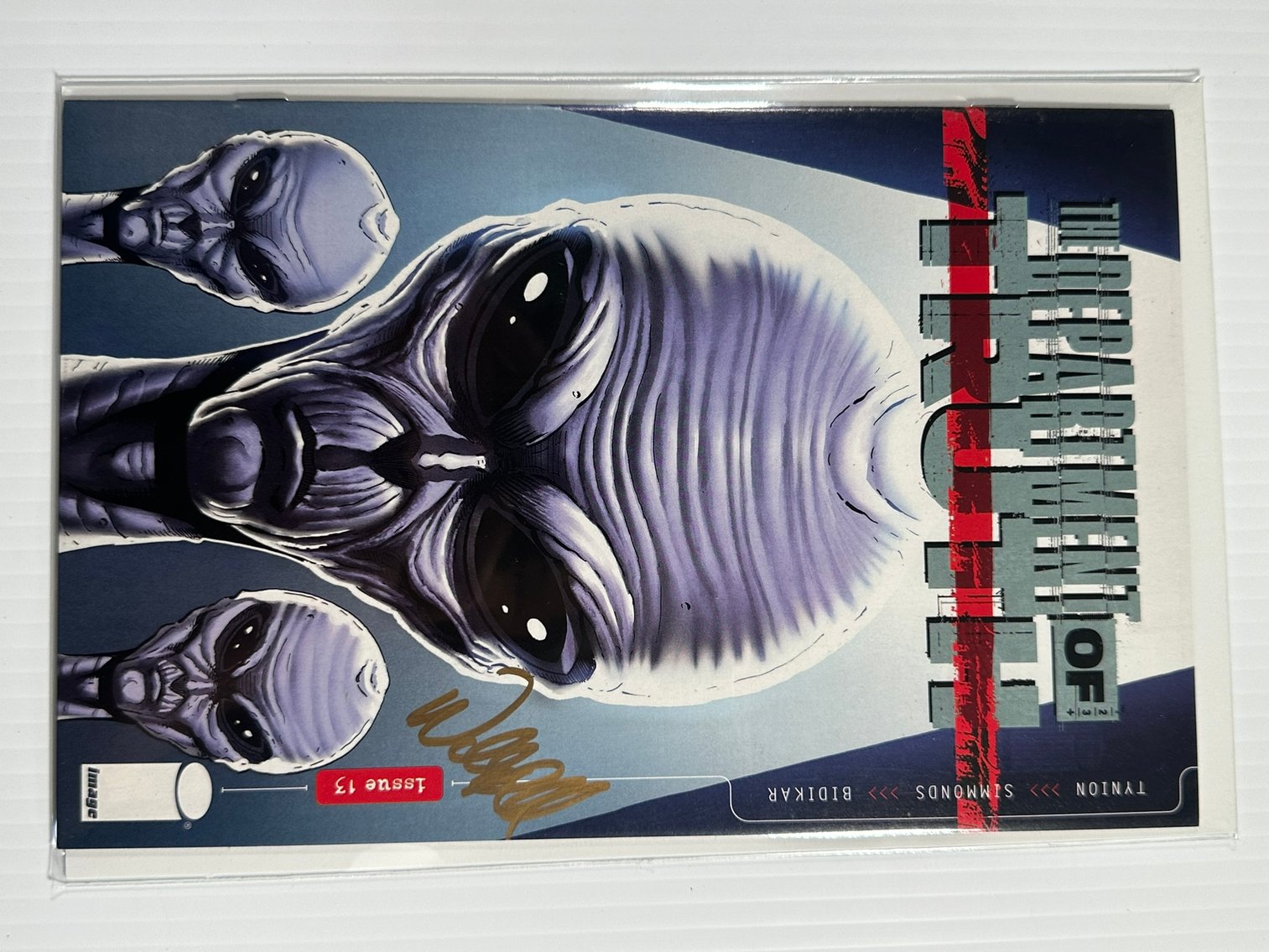 Image for COMICS - GRADED, SIGNED - 500+ LOTS