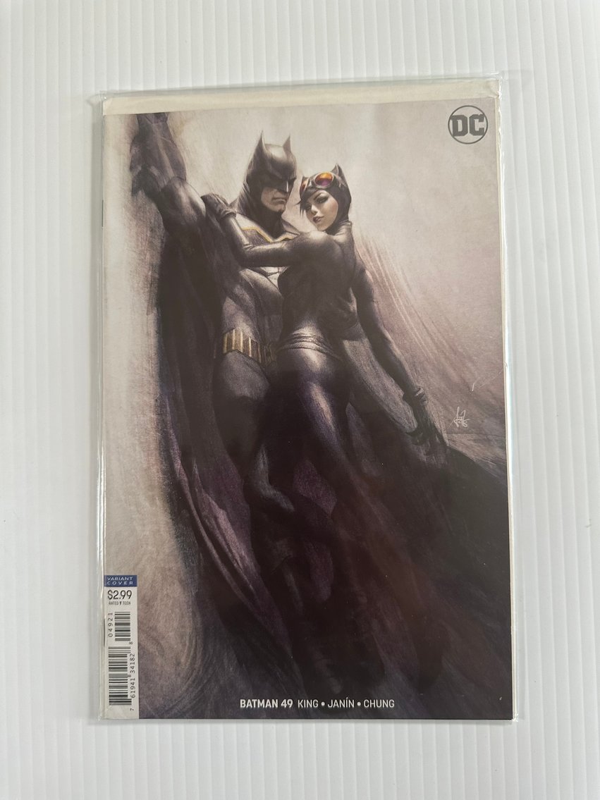 Image for COMICS & COLLECTIBLES - DC - 500+ LOTS