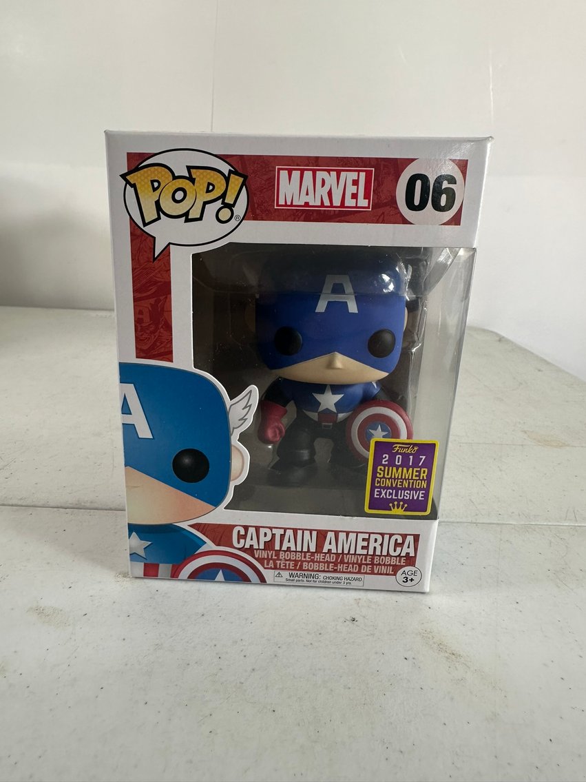 Image for COMICS / FUNKOS / COLLECTIBLES - 600+ LOTS