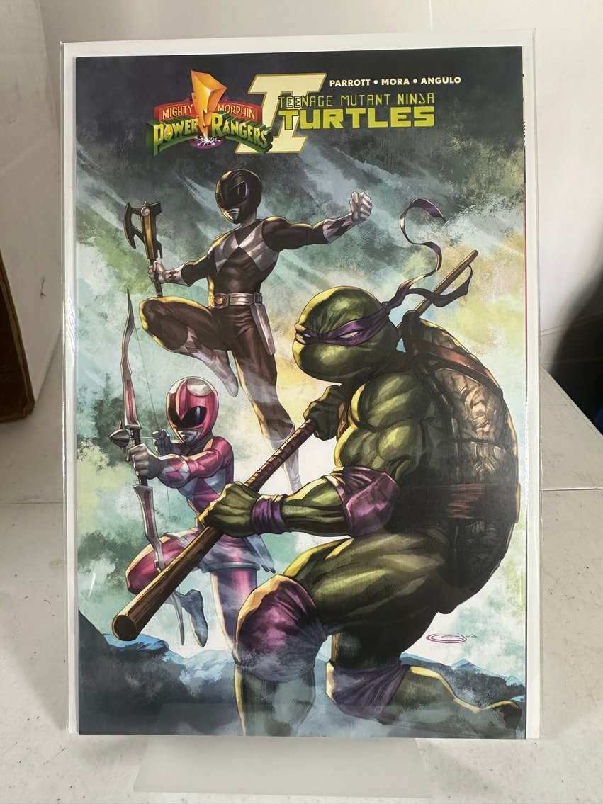 Image for COMICS & COLLECTIBLES - 500+ LOTS - TMNT & MORE