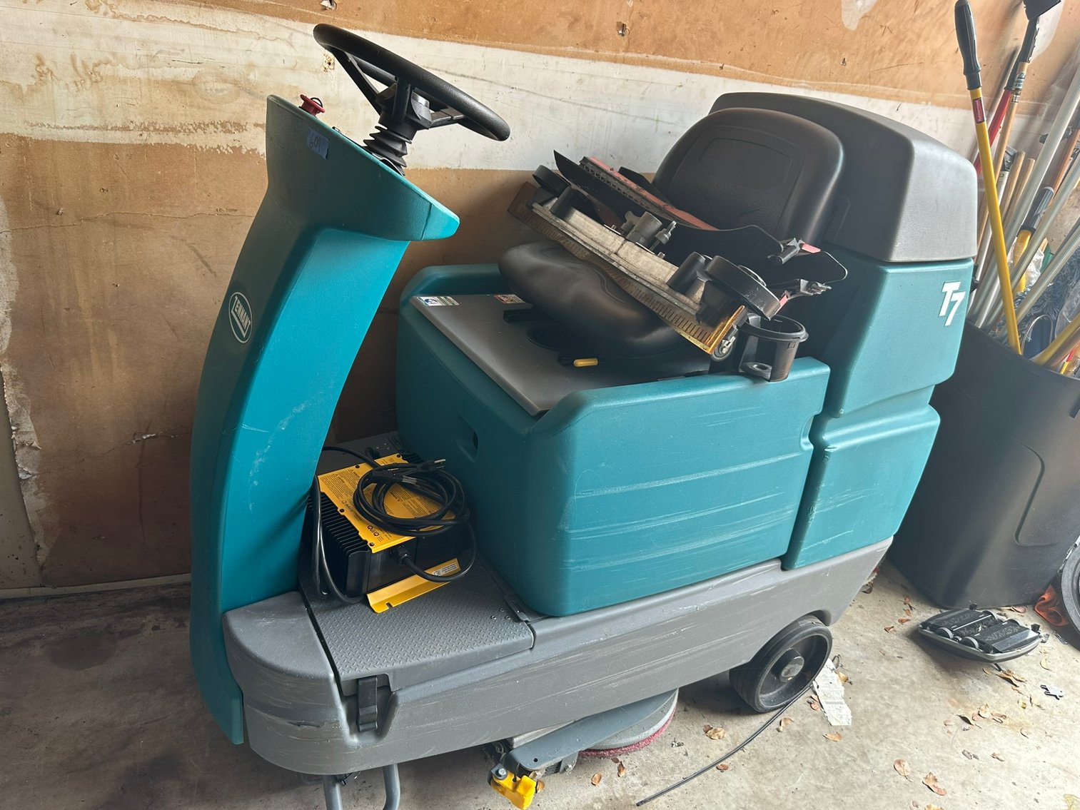 Image for COMMERCIAL CLEANING EQUIPMENT , OFFICE FURNTIURES & MORE