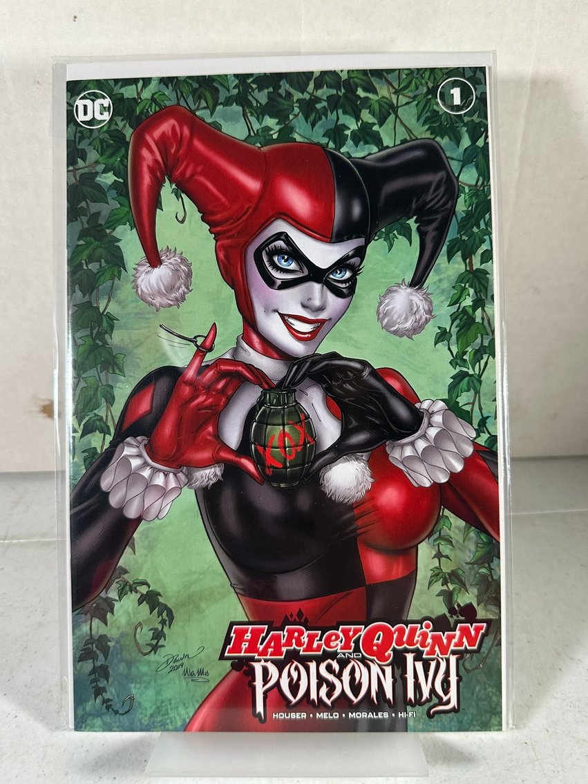 Image for COMICS & COLLECTIBLES - 500+ LOTS - TMNT & MORE