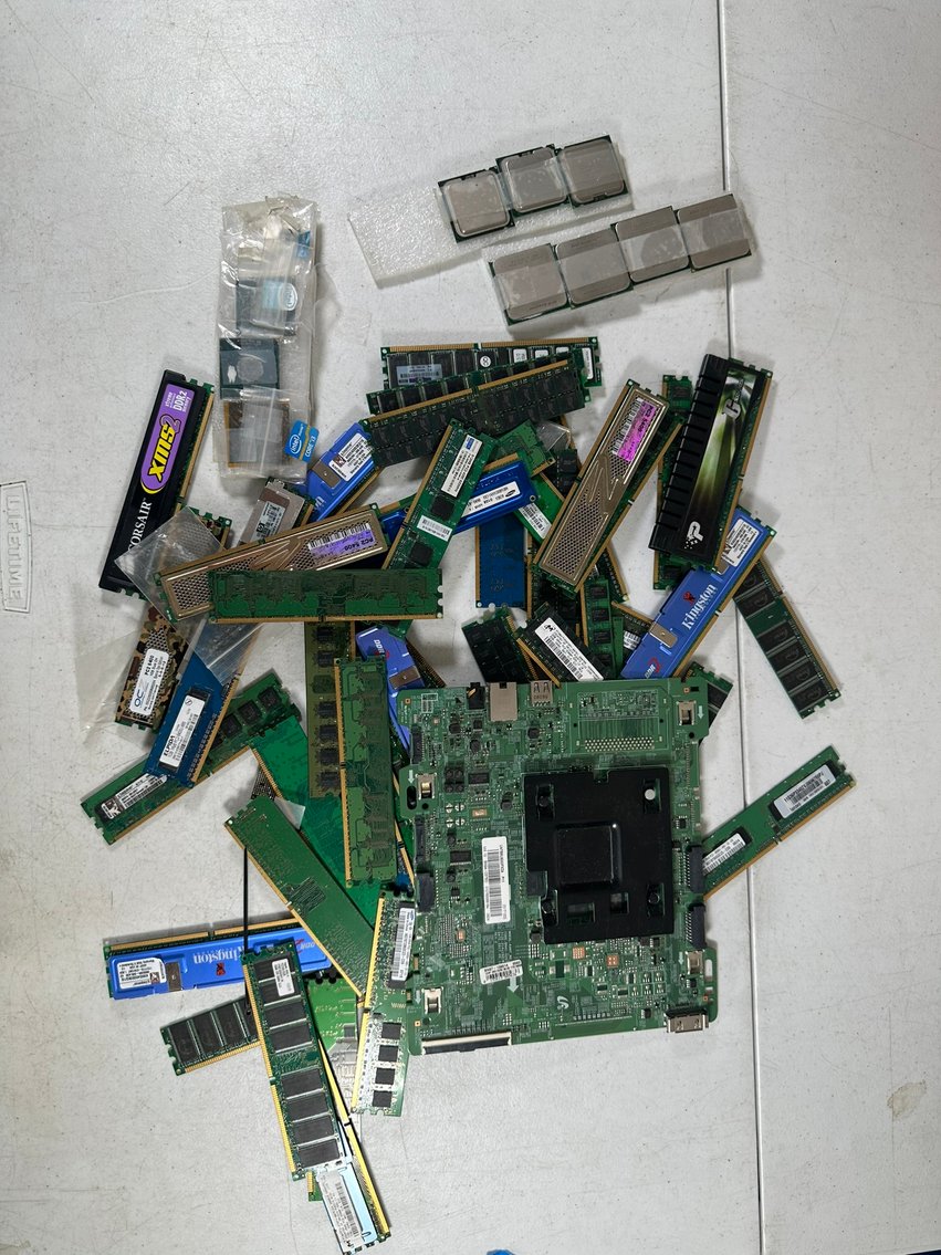 Image for ESTATE - STATUES, TOOLS, ALBUMS, & MORE