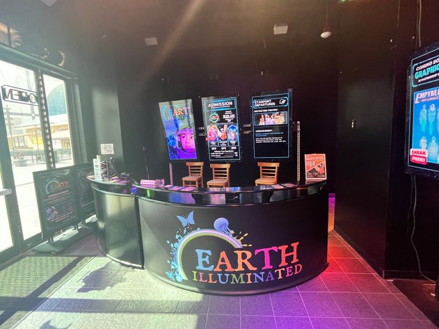 Image for 10,000sf INDOOR ATTRACTION - LIGHTING, EQUIPMENT, DECOR