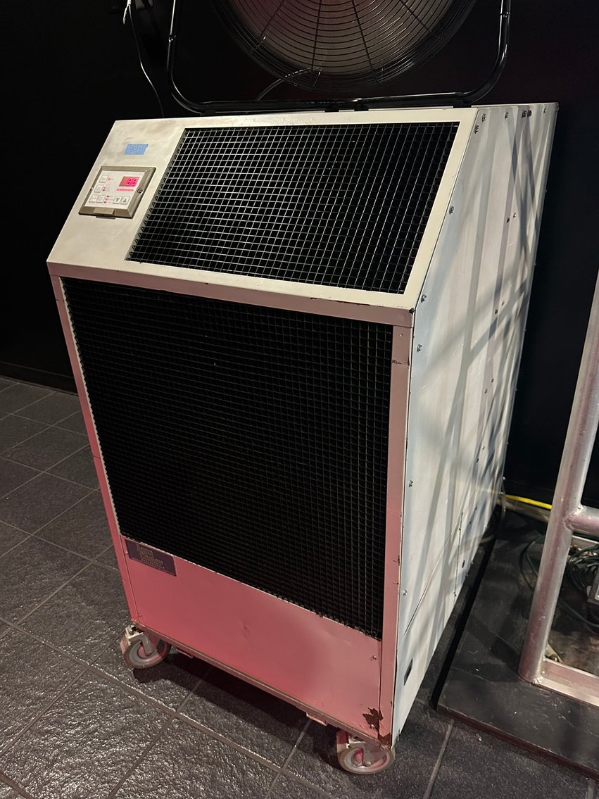 Image for 10,000sf INDOOR ATTRACTION - LIGHTING, EQUIPMENT, DECOR