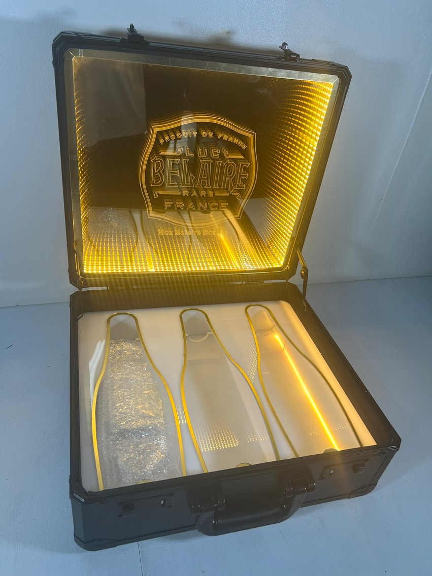 Image for SURPLUS LIQUIDATION - PARTY SUPPLIES, SPECIAL FX, LIGHTING, & MORE