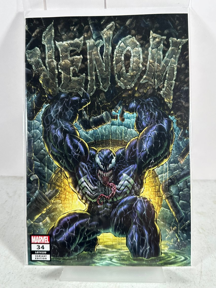 Image for COMICS & COLLECTIBLES - 500+ LOTS