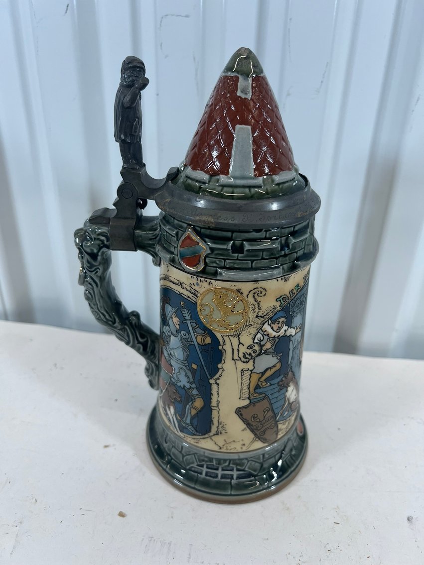 Image for ANTIQUES - BEER STEINS, TAXIDERMY- 750+ LOTS