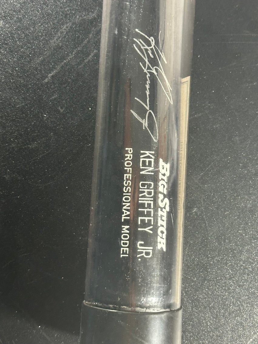 Image for BASEBALL MEMORABILIA - ABSOLUTE