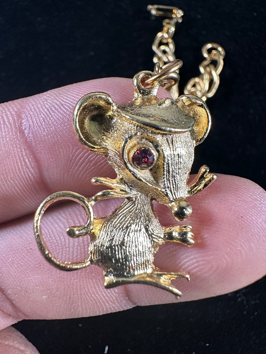 Image for JEWELRY, GENERAL MERCHANDISE, & MORE - ABSOLUTE