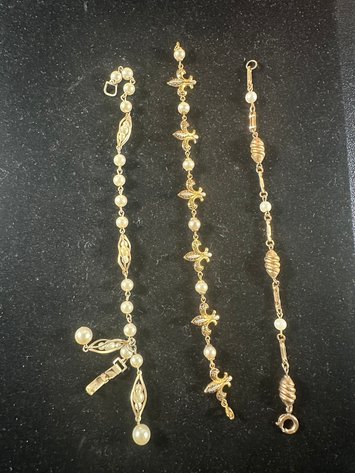 Image for JEWELRY, GENERAL MERCHANDISE, & MORE - ABSOLUTE