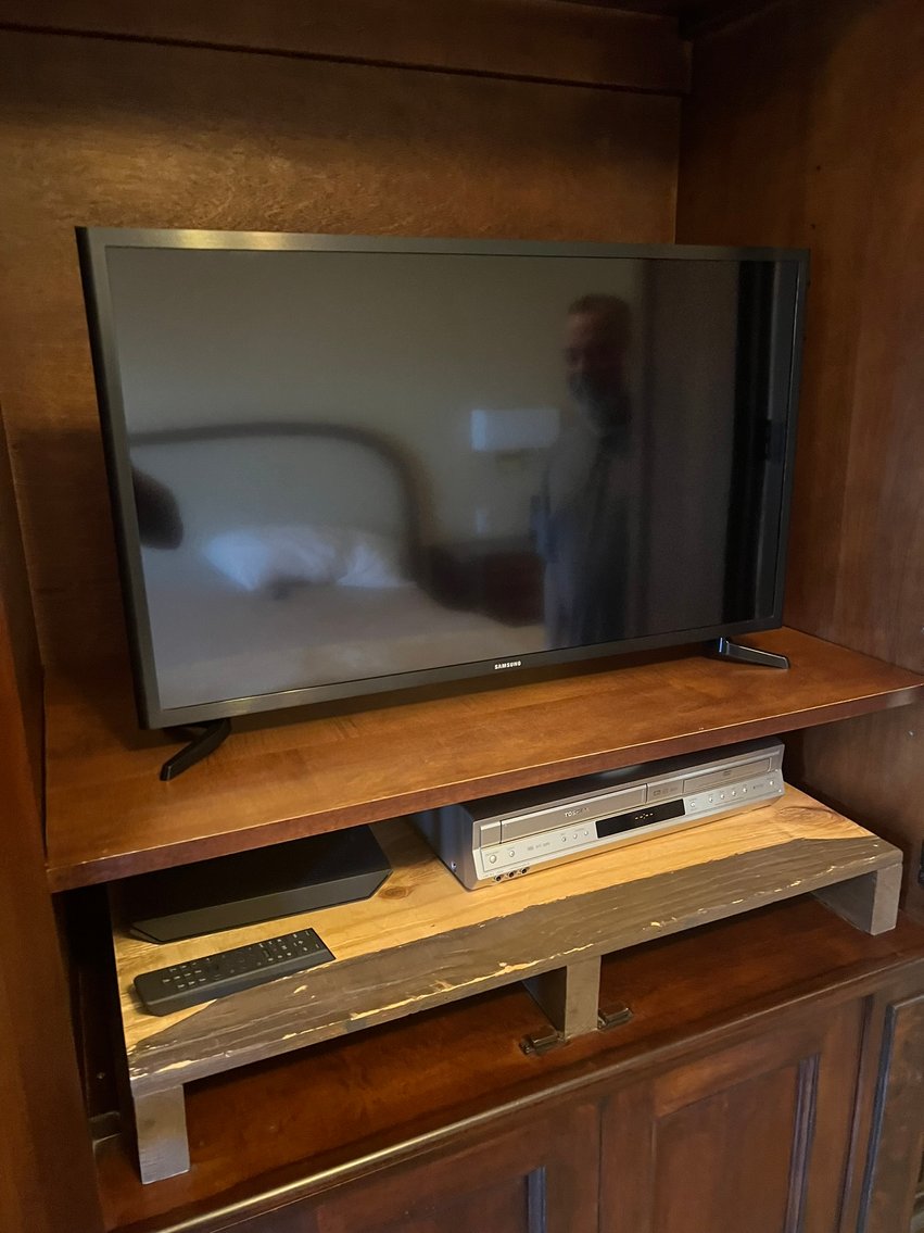 Image for ESTATE AUCTION - 300+ LOTS ABSOLUTE