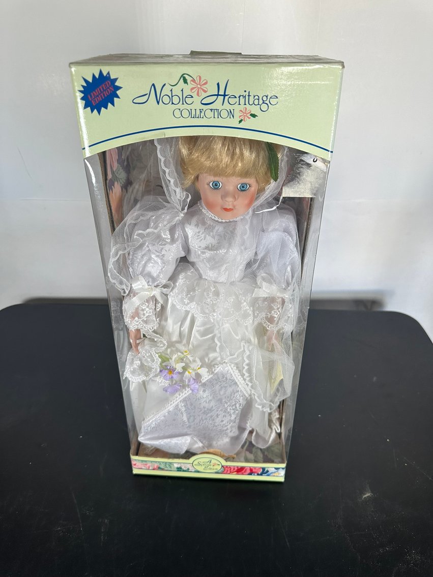 Image for THRIFT STORE LIQUIDATION - Absolute