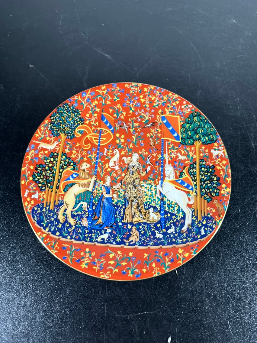 Image for THRIFT STORE LIQUIDATION - Absolute