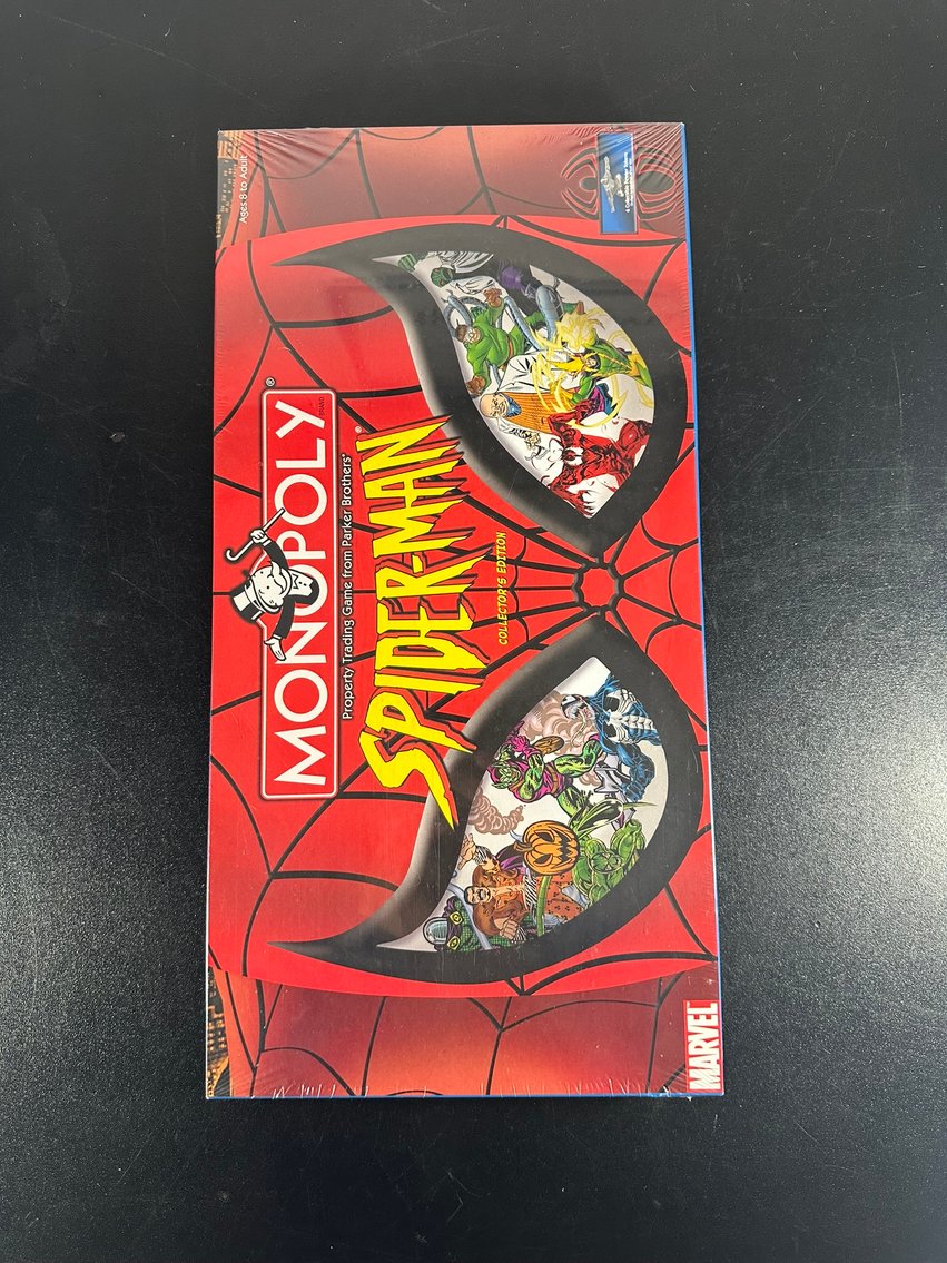 Image for COMICS & COLLECTIBLES - 300+ LOTS