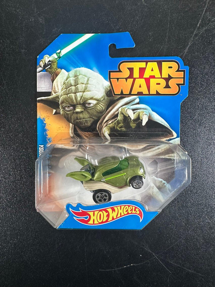 Image for COMICS & COLLECTIBLES - 300+ LOTS