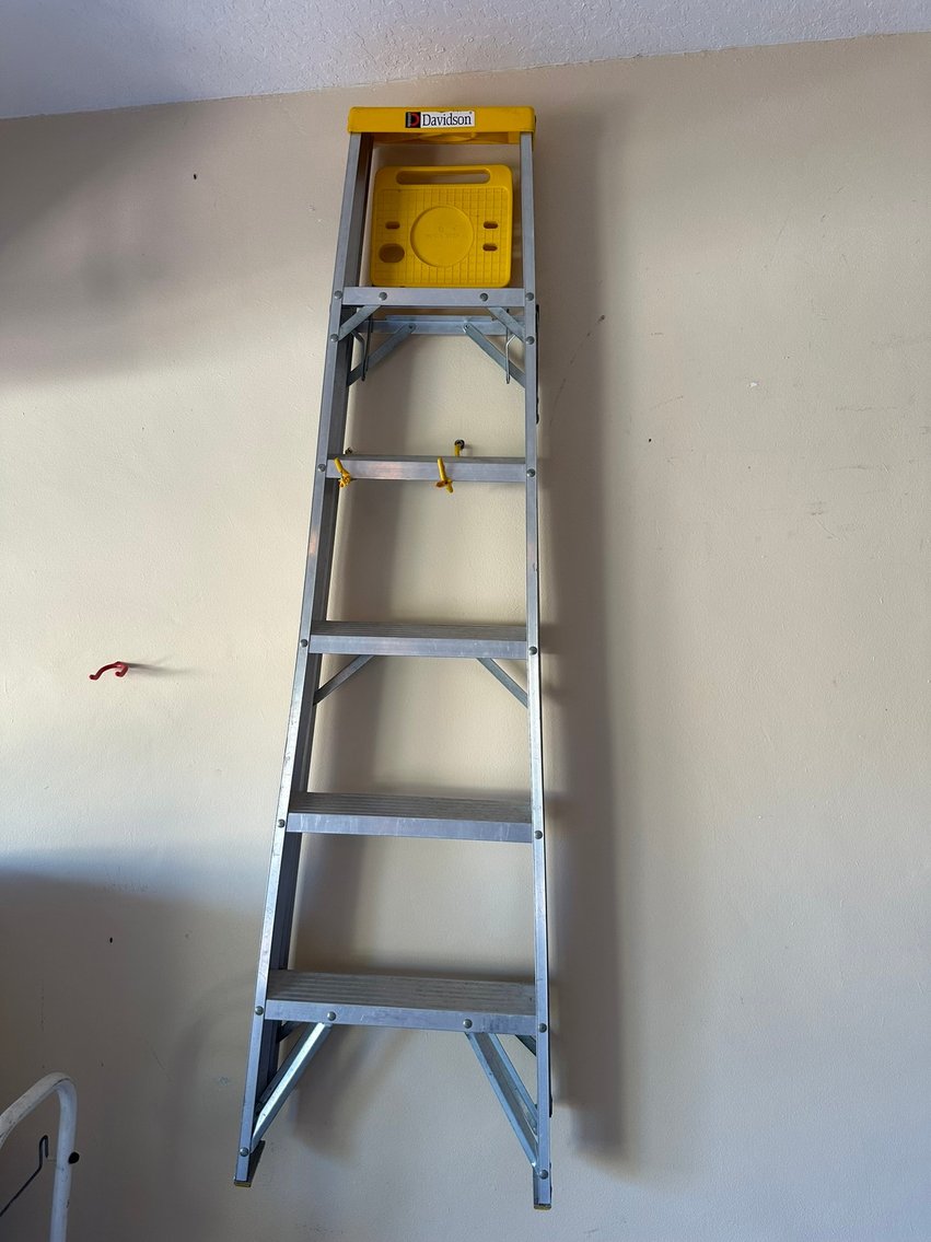 Image for ESTATE AUCTION - 300+ LOTS ABSOLUTE