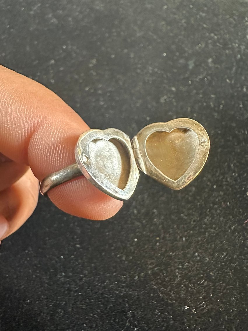 Image for ESTATES - COSTUME JEWELRY, COLLECTIBLES & MORE