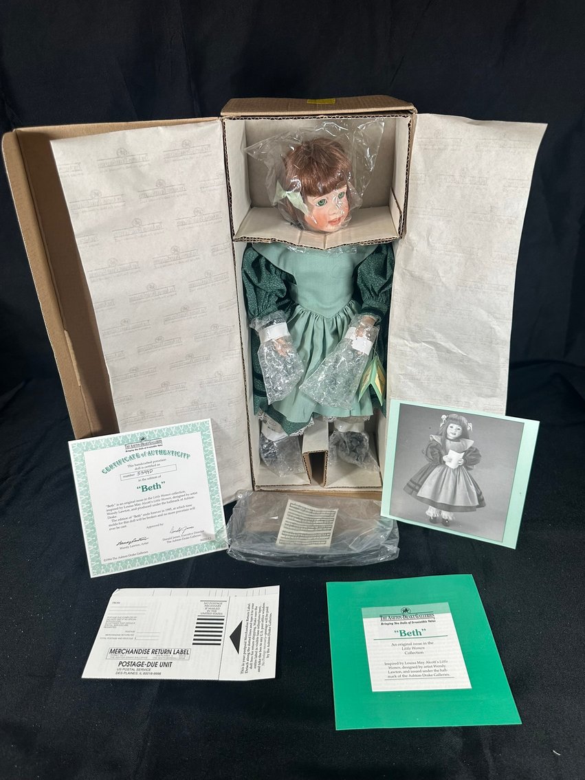 Image for ESTATE - VINTAGE DOLLS - ABSOLUTE