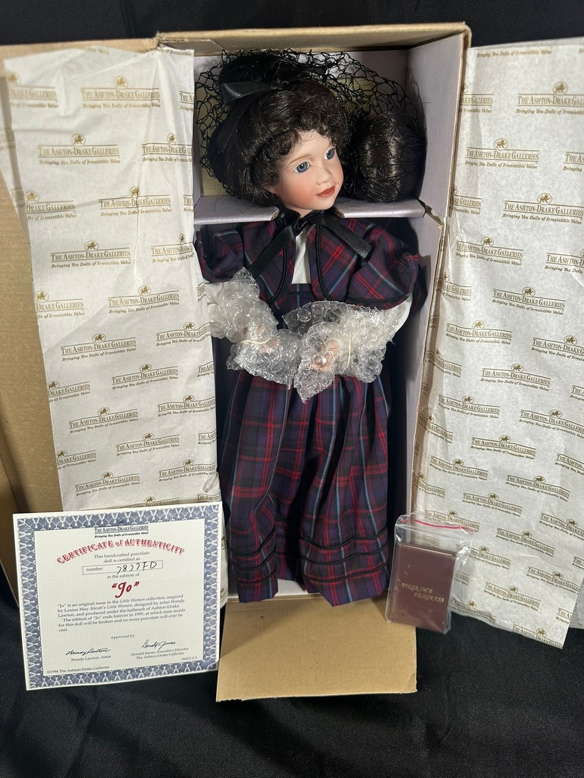 Image for ESTATE - VINTAGE DOLLS - ABSOLUTE