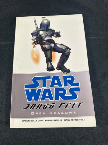 Image for COMICS & COLLECTIBLES