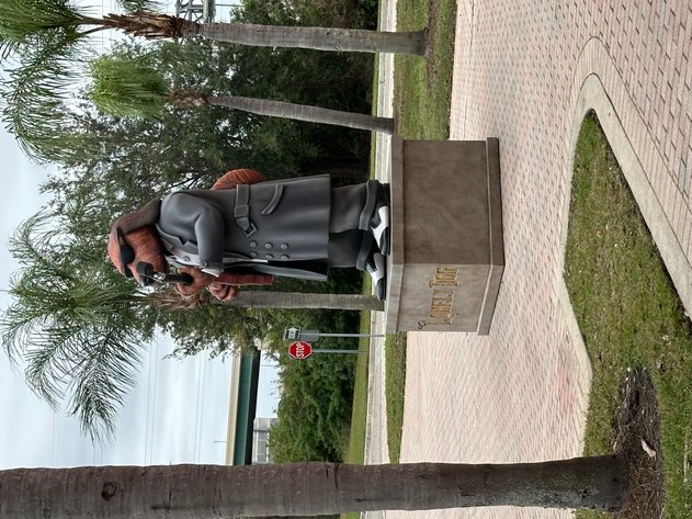 Image for **SHORT NOTICE** IMMERSIVE EXPERIENCE LIQUIDATION - ABSOLUTE