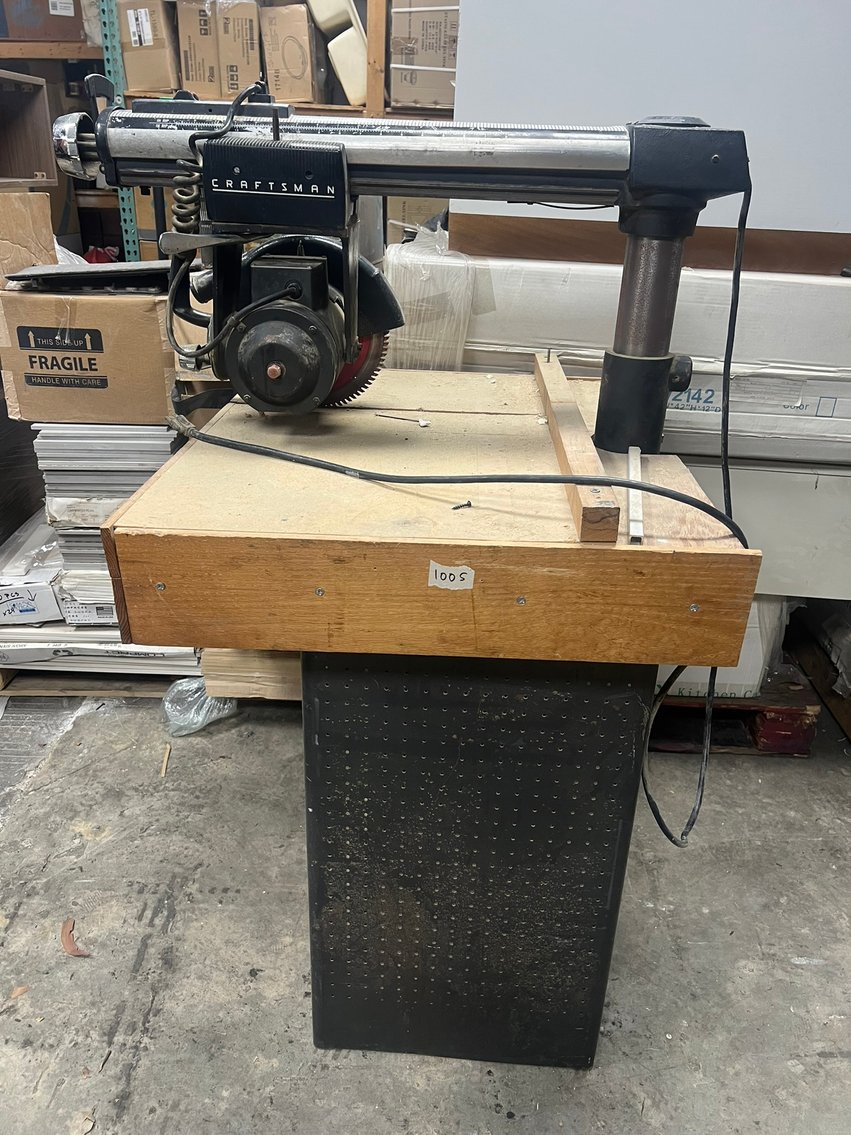 Image for MACHINERY, EQUIPMENT, BOX TRUCK ++ ABSOLUTE